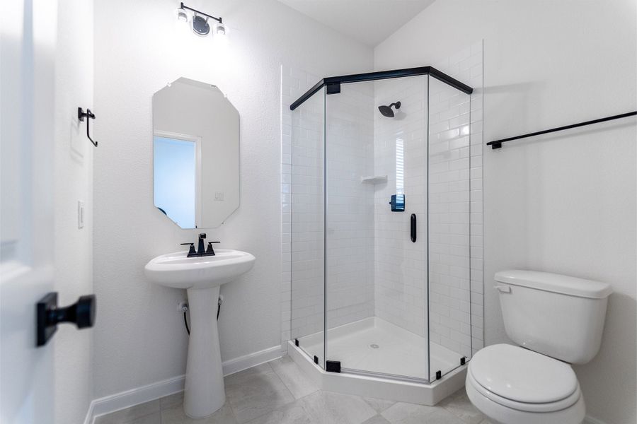 Furnished interior view inside a new home in La Terra, Celina (Image 11).