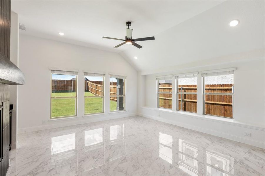 Spacious, unfurnished interior of a new home in Hampton Park, Glenn Heights (Image 20). Spacious, unfurnished interior of a new home in Hampton Park, Glenn Heights (Image 20).