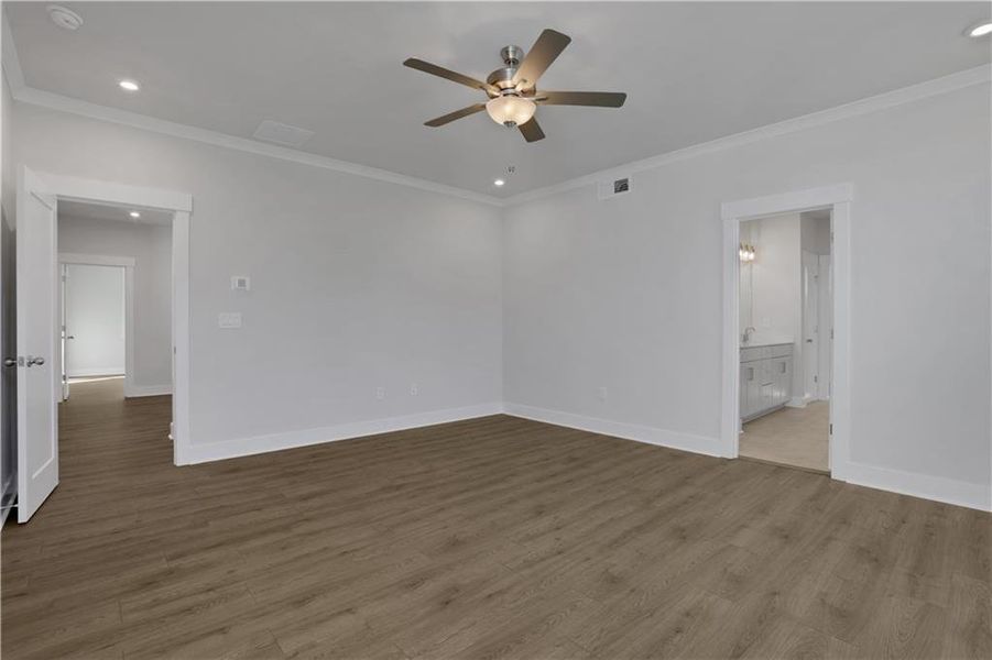 Spacious, unfurnished interior of a new home in The Paddocks at Doc Hughes, Buford (Image 28).