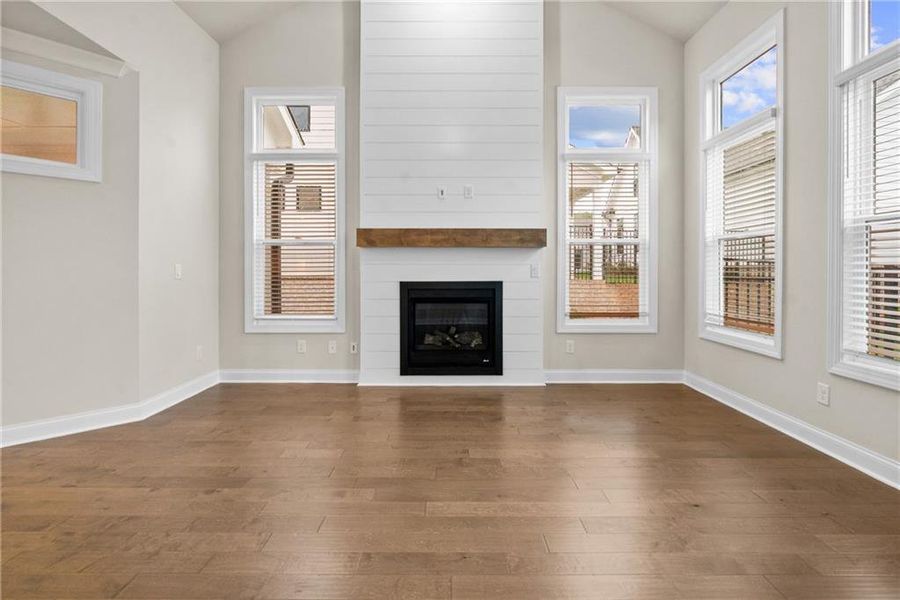 Spacious, unfurnished interior of a new home in Promenade at Sawnee Village, Cumming (Image 12).