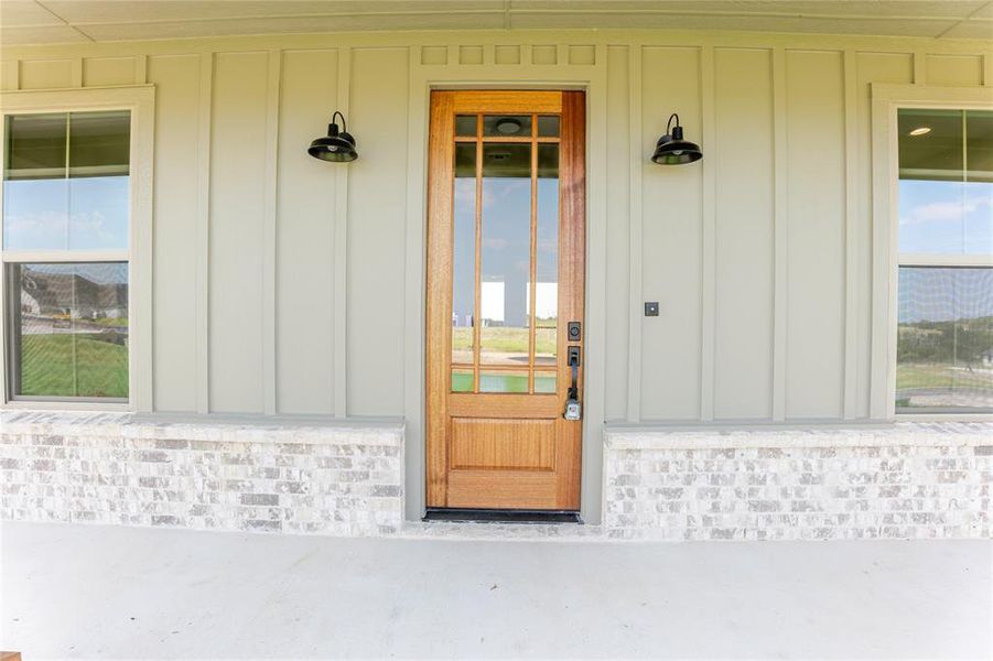 Modern Rustic is warm and inviting. Modern Rustic is warm and inviting.