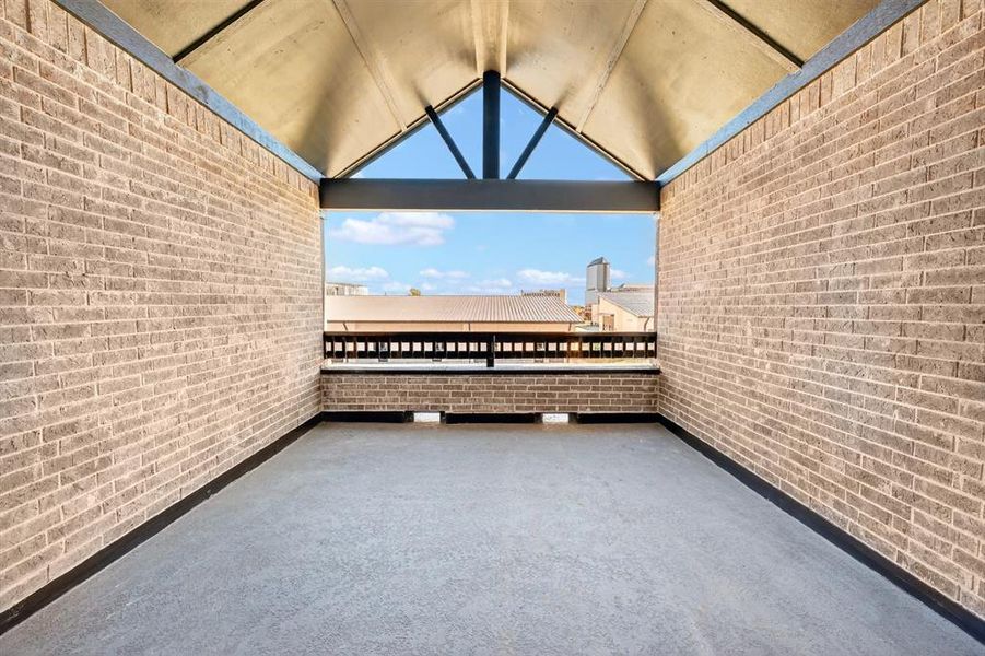 Exterior details and patio area of a home in Hillside at Las Colinas, Irving (Image 3).