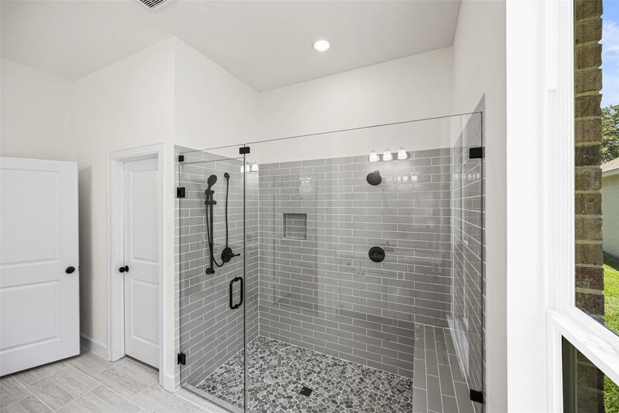 Image 39 of a home in .