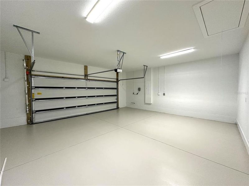 Spacious, unfurnished interior of a new home in , Palm Coast (Image 32).