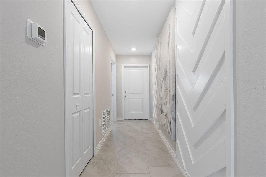 Spacious, unfurnished interior of a new home in Lennar at Turnleaf, Punta Gorda (Image 18).