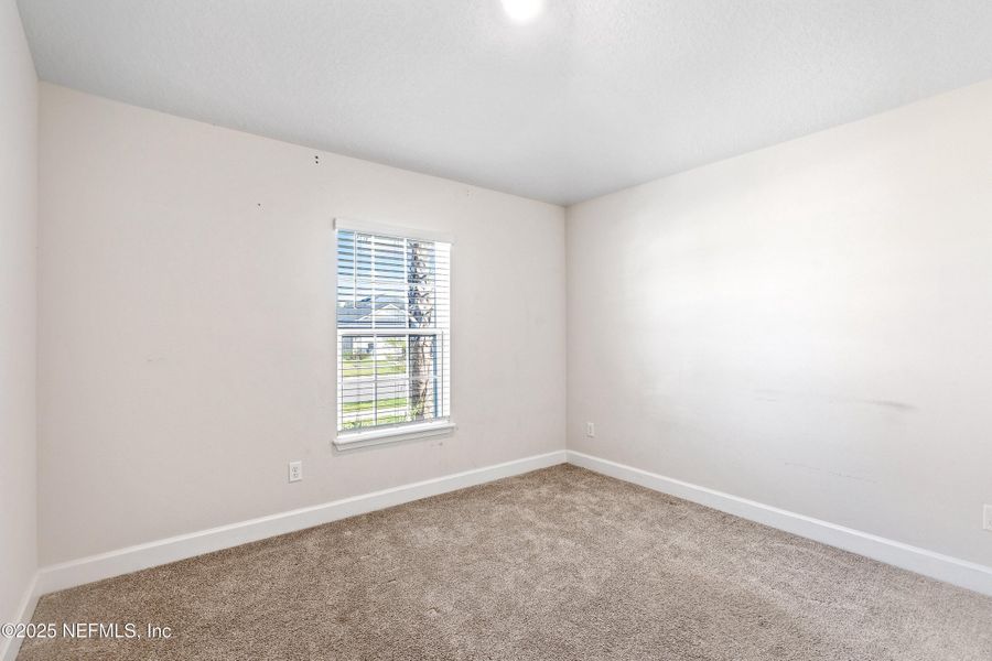 Spacious, unfurnished interior of a new home in Shadow Crest at Rolling Hills, Green Cove Springs (Image 29).
