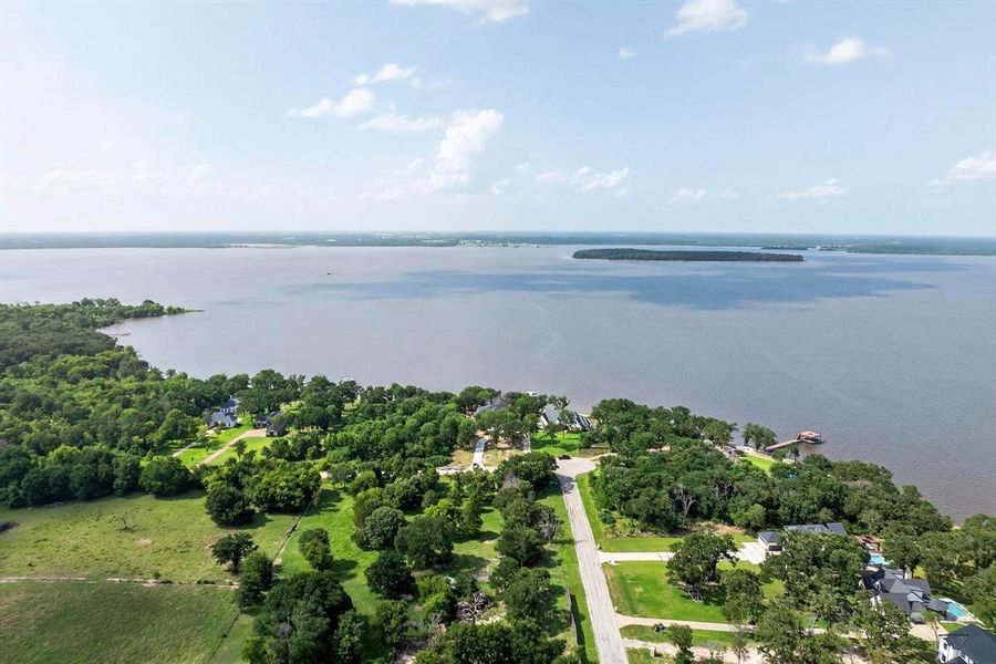 Image 36 of a home in . Image 36 of a home in .