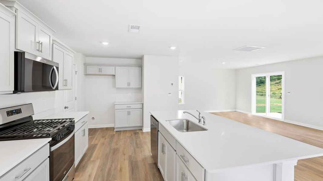 Furnished interior view inside a new home in Cloverdale Hills, Piedmont (Image 6).
