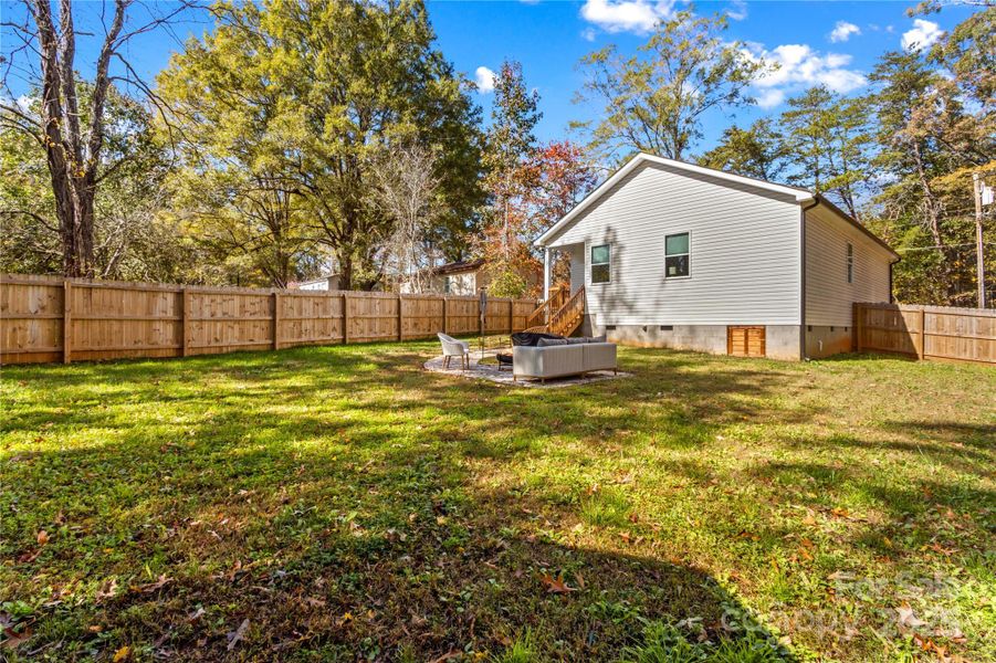 Image 28 of a home in .