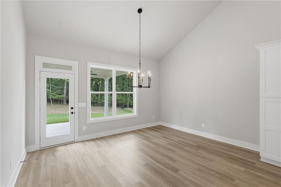 Spacious, unfurnished interior of a new home in , Gainesville (Image 18).