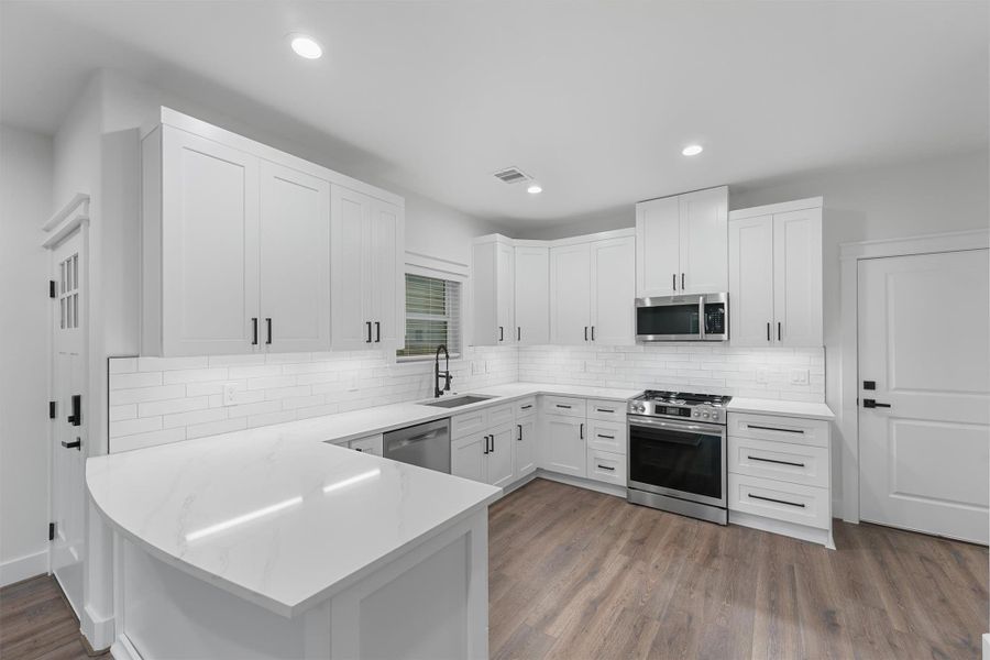 Furnished interior view inside a new home in , Houston (Image 7). Furnished interior view inside a new home in , Houston (Image 7).