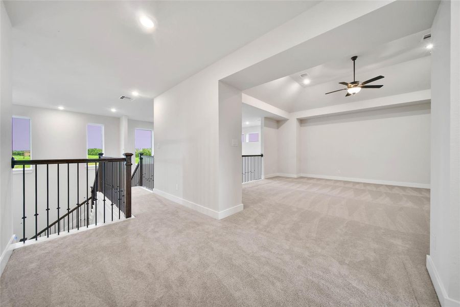 Spacious, unfurnished interior of a new home in , Rosharon (Image 34). Spacious, unfurnished interior of a new home in , Rosharon (Image 34).