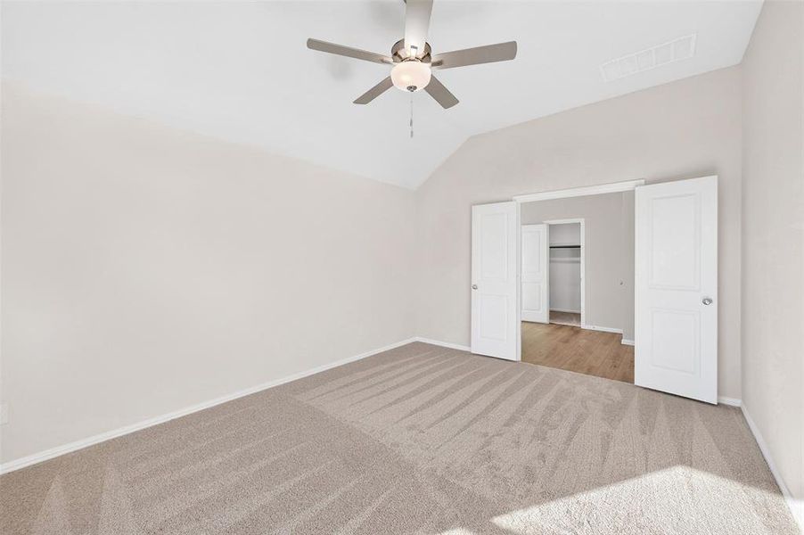 Spacious, unfurnished interior of a new home in Verandah, Royse City (Image 32).