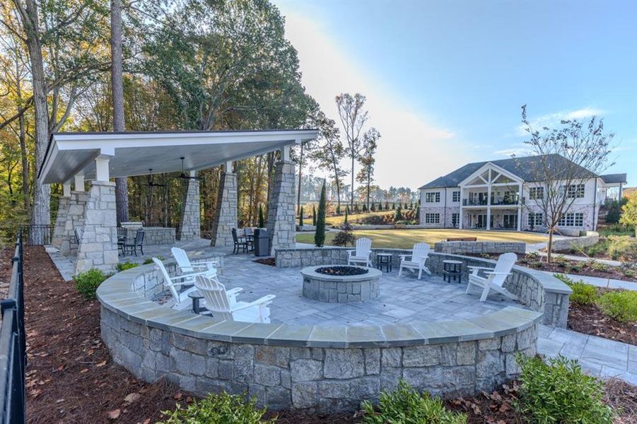 Community amenities in Waterside Single Family, Peachtree Corners (Image 11).