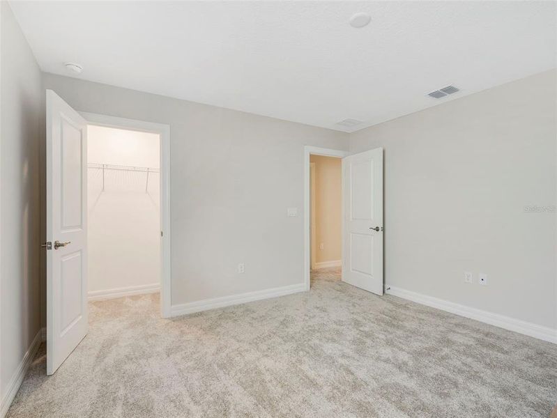 Spacious, unfurnished interior of a new home in Willow Ridge, Montverde (Image 41).