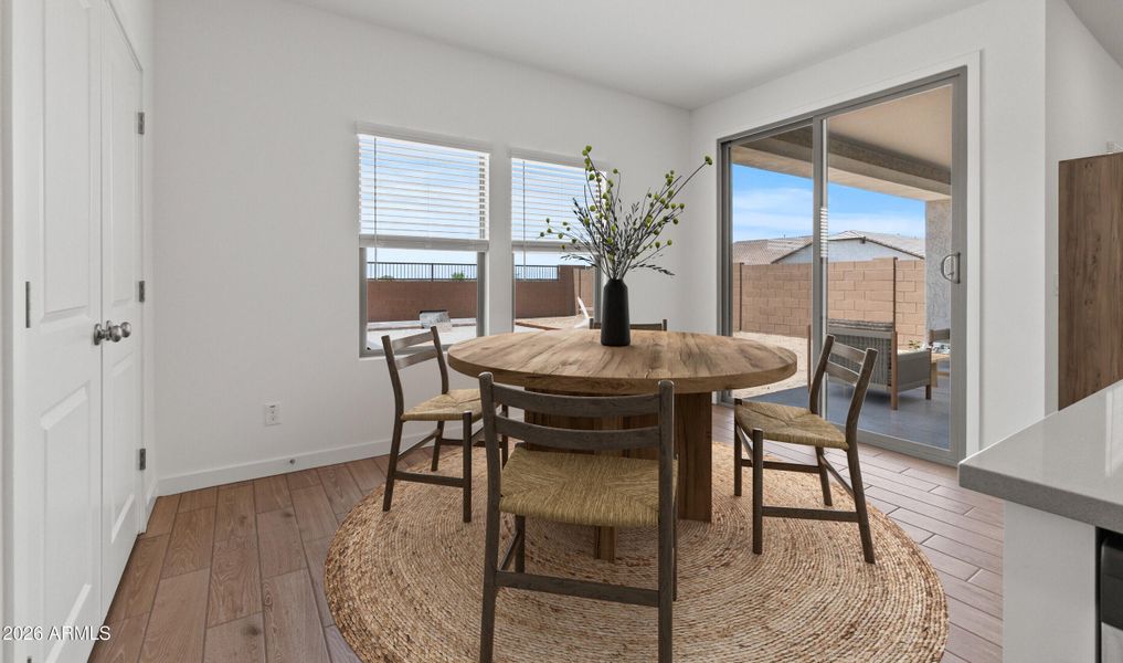 180232_Laveen Springs_Thames_Dining Area