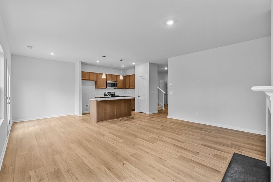 Spacious, unfurnished interior of a new home in Bell West, Kernersville (Image 21).