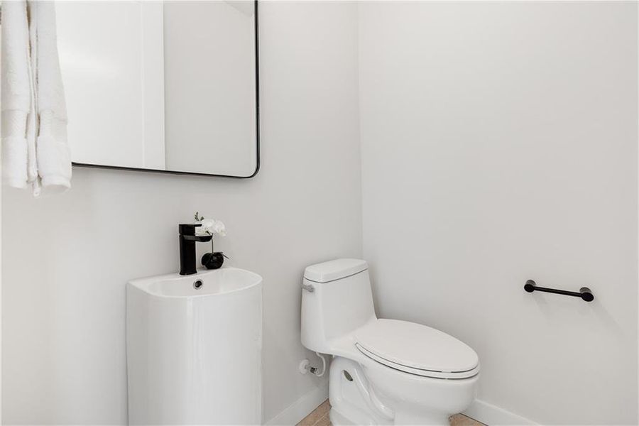 Furnished interior view inside a new home in Ten 5 Summerhill, Atlanta (Image 20).