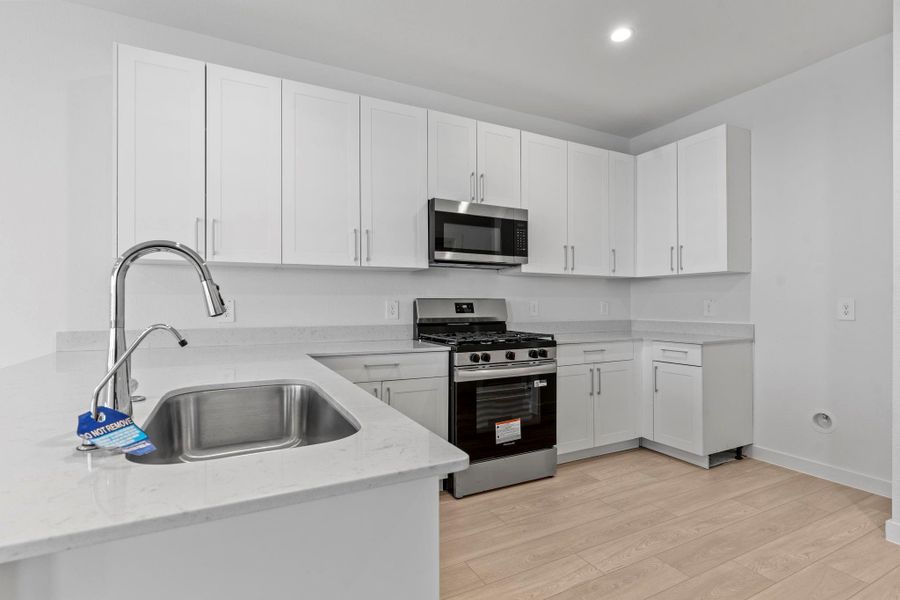 *Images and 3D tour are for illustration only and options may vary from home as built.