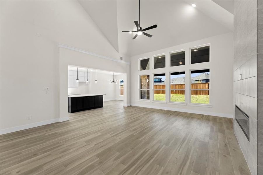 09. 6225 Mulberry - Family