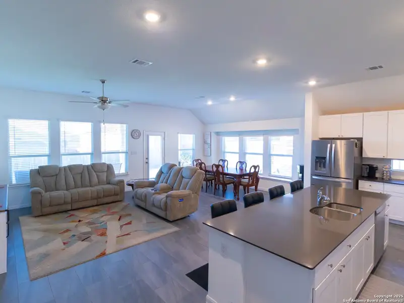 Image 21 of a home in . Image 21 of a home in .