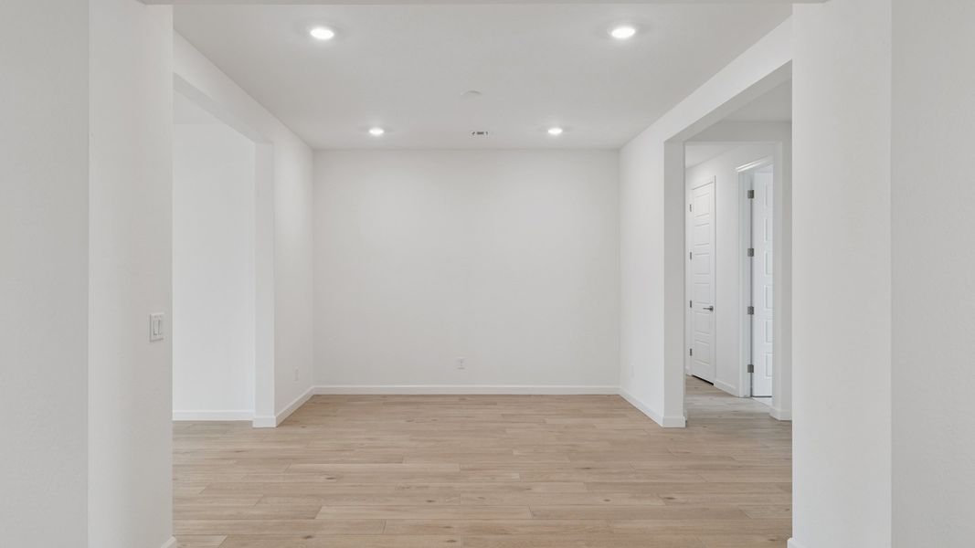 Spacious, unfurnished interior of a new home in Zanjero Pass, Waddell (Image 19). Spacious, unfurnished interior of a new home in Zanjero Pass, Waddell (Image 19).
