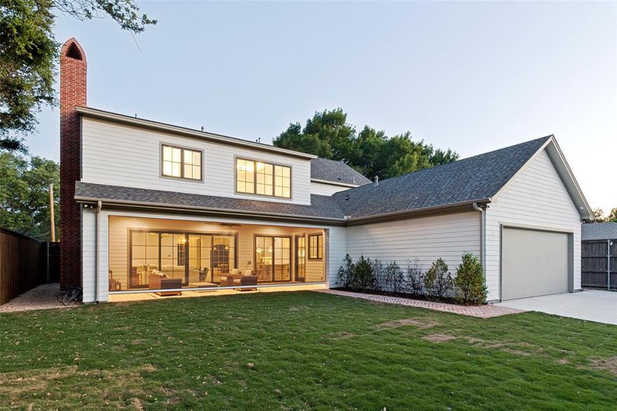 Exterior details and patio area of a home in , Richardson (Image 29).