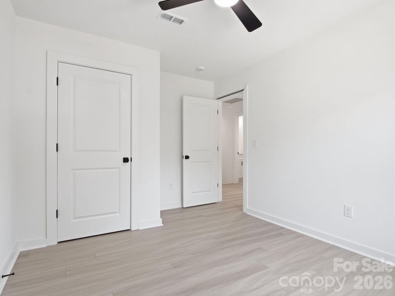 Spacious, unfurnished interior of a new home in , Charlotte (Image 27).