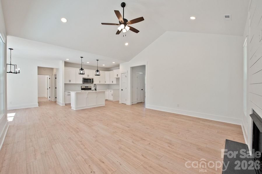 Spacious, unfurnished interior of a new home in , Concord (Image 32).