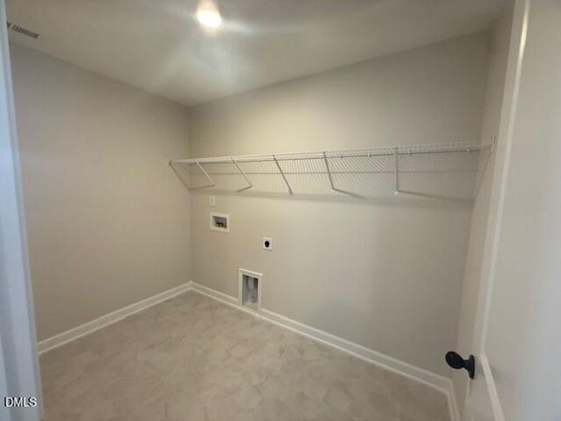Spacious, unfurnished interior of a new home in Woodland Crossing, Zebulon (Image 14).