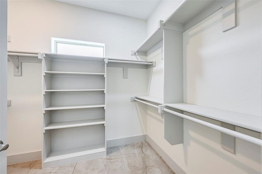 Furnished interior view inside a new home in , Grand Prairie (Image 11).