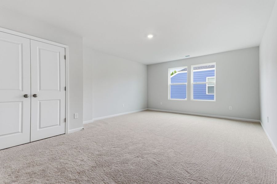 Spacious, unfurnished interior of a new home in Willowbrook, Shelby (Image 29). Spacious, unfurnished interior of a new home in Willowbrook, Shelby (Image 29).