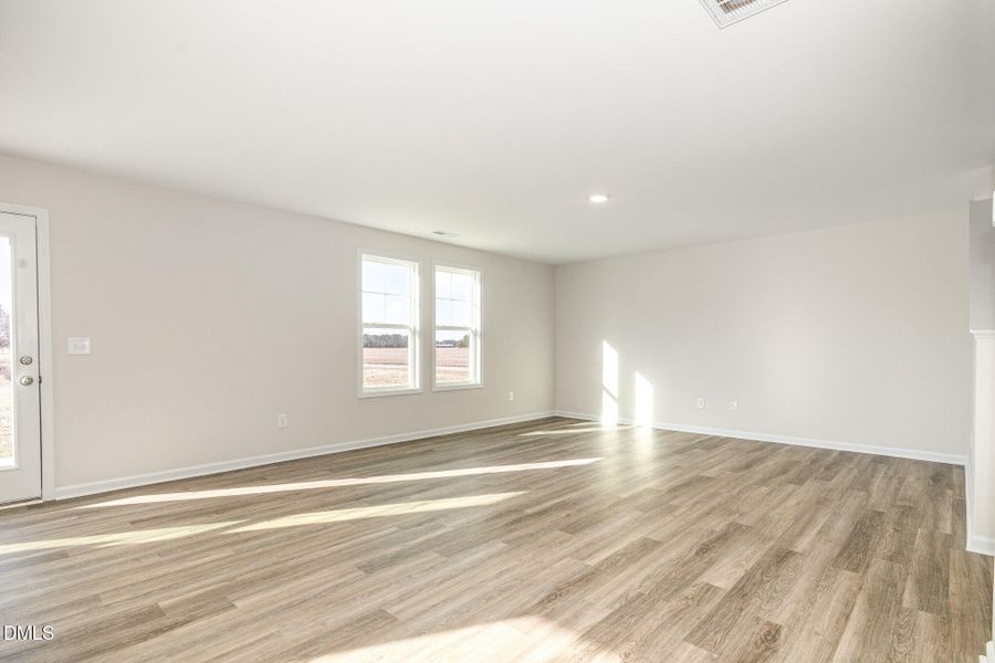 010_img_4575-edit_559