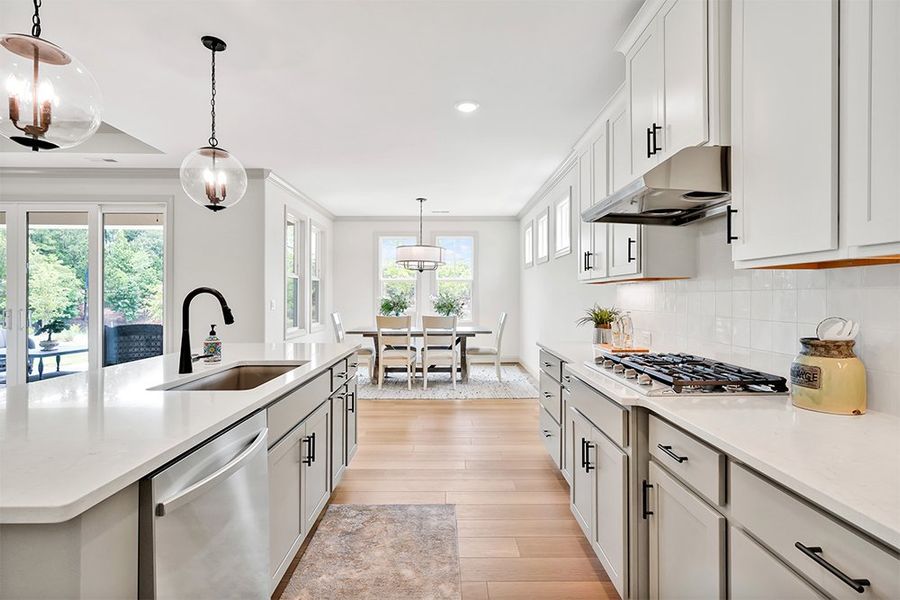 Lumina Island, Kitchen