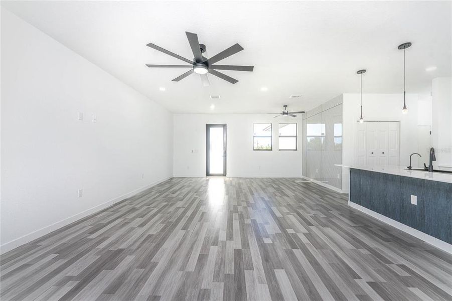 Spacious, unfurnished interior of a new home in , Port Charlotte (Image 52).