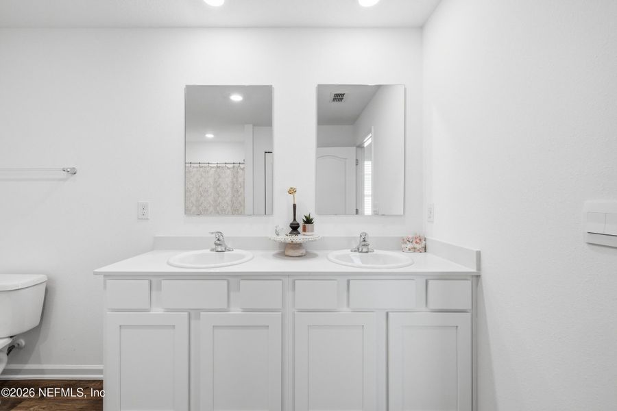 Furnished interior view inside a new home in , St. Augustine (Image 17).