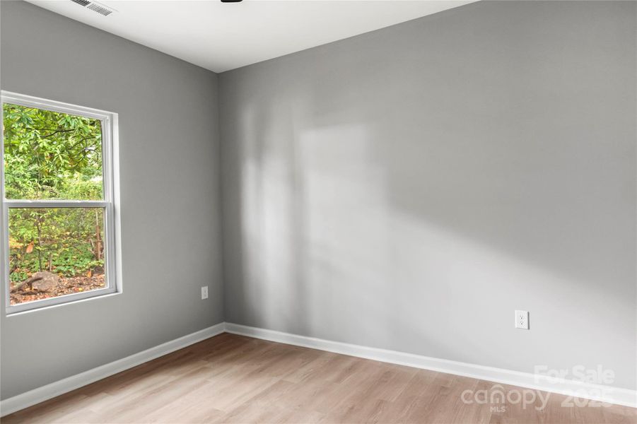 Spacious, unfurnished interior of a new home in , Winston-Salem (Image 11).