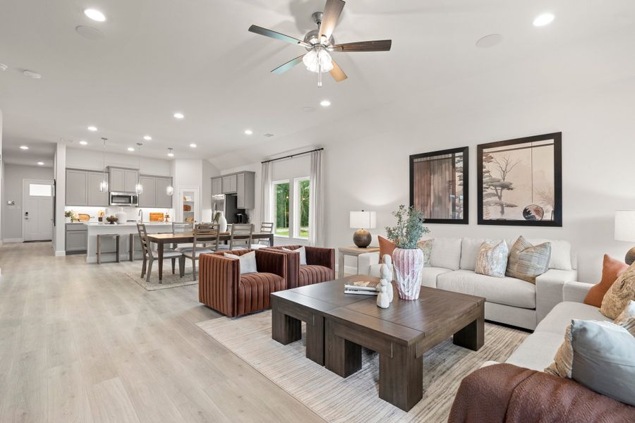 Representative furnished interior of a home built from the Patriot by Rockwell Homes in Creekside, Royse City (Image 19). Representative furnished interior of a home built from the Patriot by Rockwell Homes in Creekside, Royse City (Image 19).