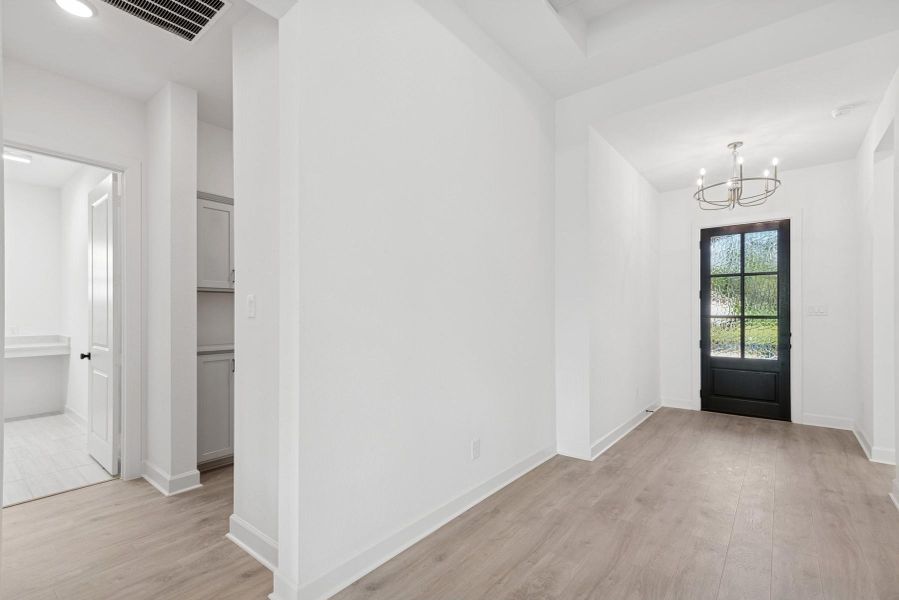 Spacious, unfurnished interior of a new home in The Highlands 55' - Encore Collection, Porter (Image 14). Spacious, unfurnished interior of a new home in The Highlands 55' - Encore Collection, Porter (Image 14).