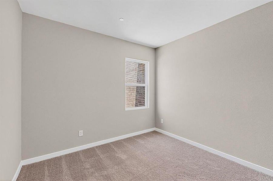 Spacious, unfurnished interior of a new home in Solterra Texas, Mesquite (Image 27).