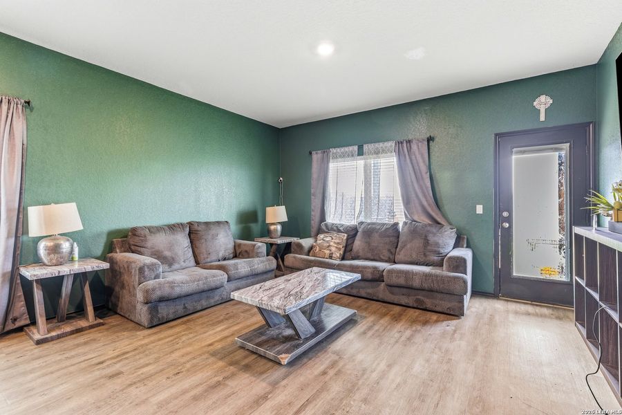 Furnished interior view inside a new home in Lonesome Dove, San Antonio (Image 5).