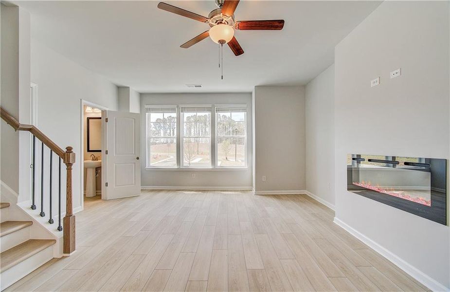 Spacious, unfurnished interior of a new home in Daybreak, Newnan (Image 18).