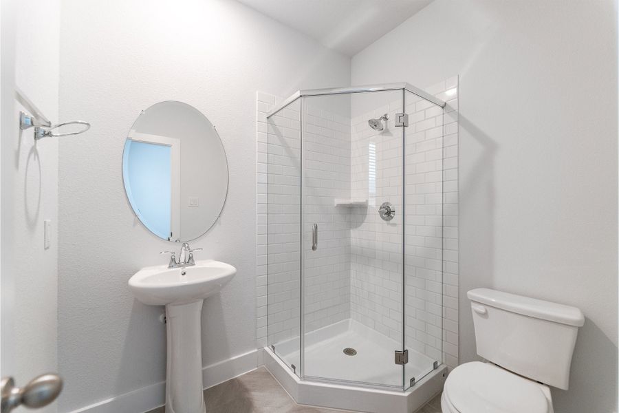 Furnished interior view inside a new home in Sunfield, Buda (Image 11).