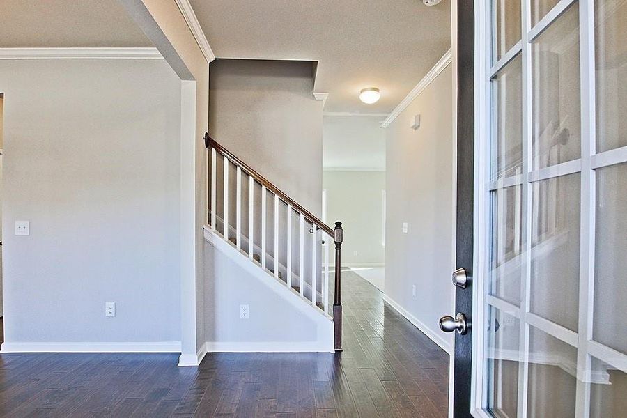 Spacious, unfurnished interior of a new home in , Crawford (Image 23).