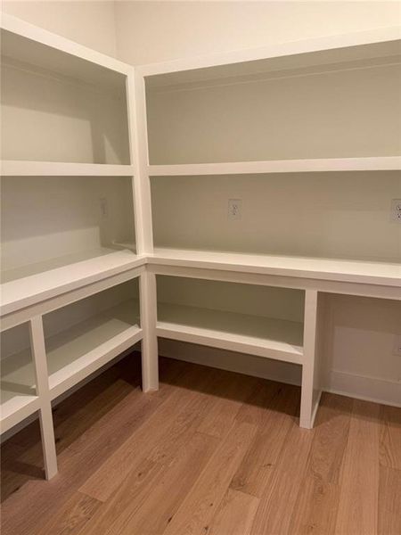 Spacious, unfurnished interior of a new home in , Atlanta (Image 14).