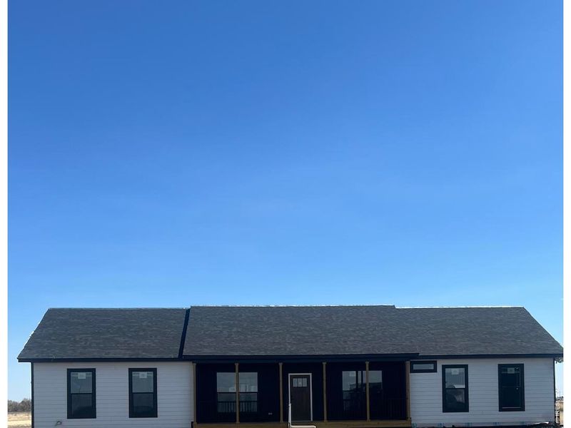 Exterior details and patio area of a home in , Nunn (Image 16).