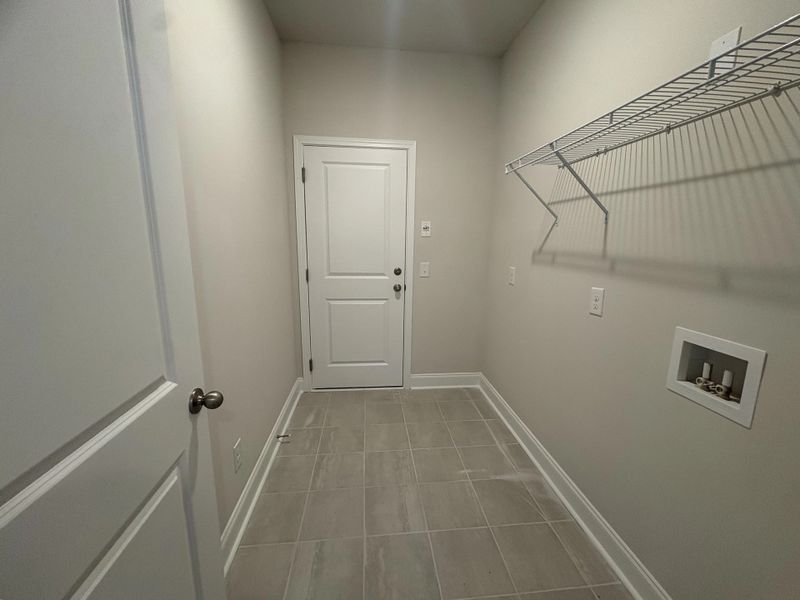 Spacious, unfurnished interior of a new home in Cades Bluff, Lebanon (Image 15).