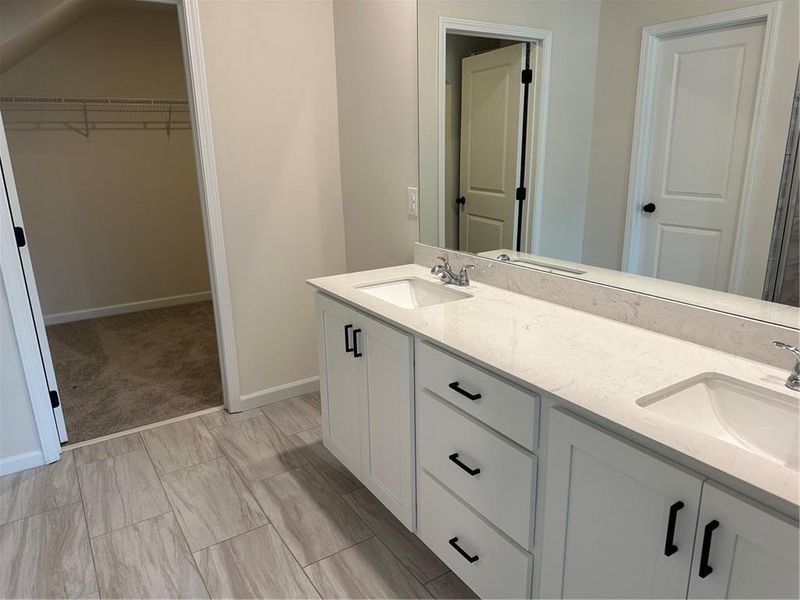 Furnished interior view inside a new home in , Auburn (Image 13).
