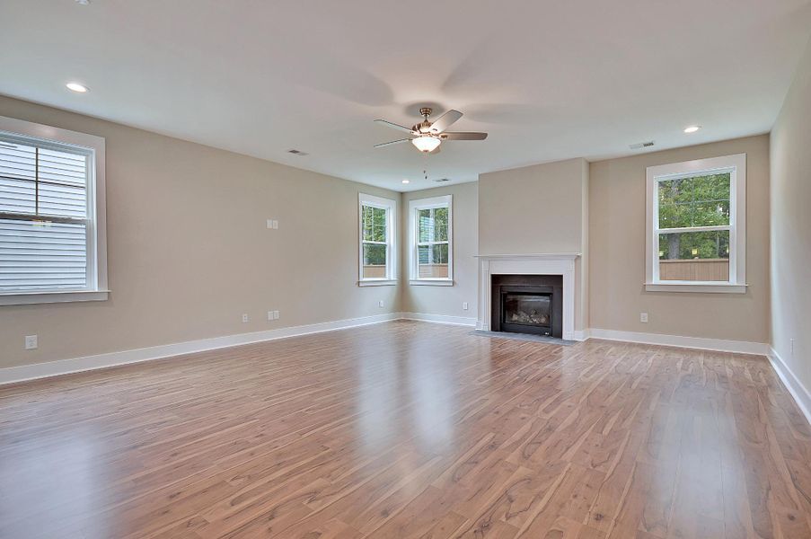 Delmar II Living Room