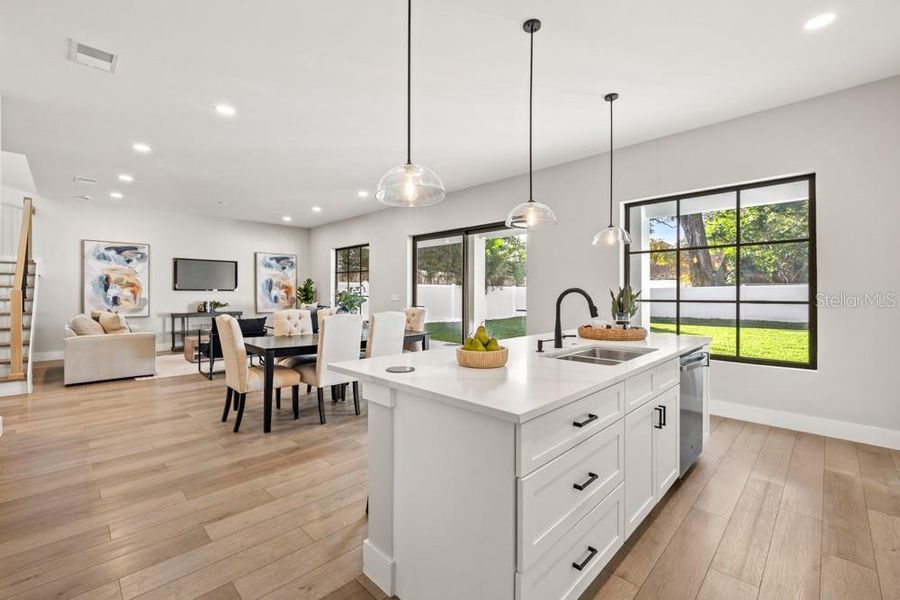 Furnished interior view inside a new home in , Orlando (Image 15).
